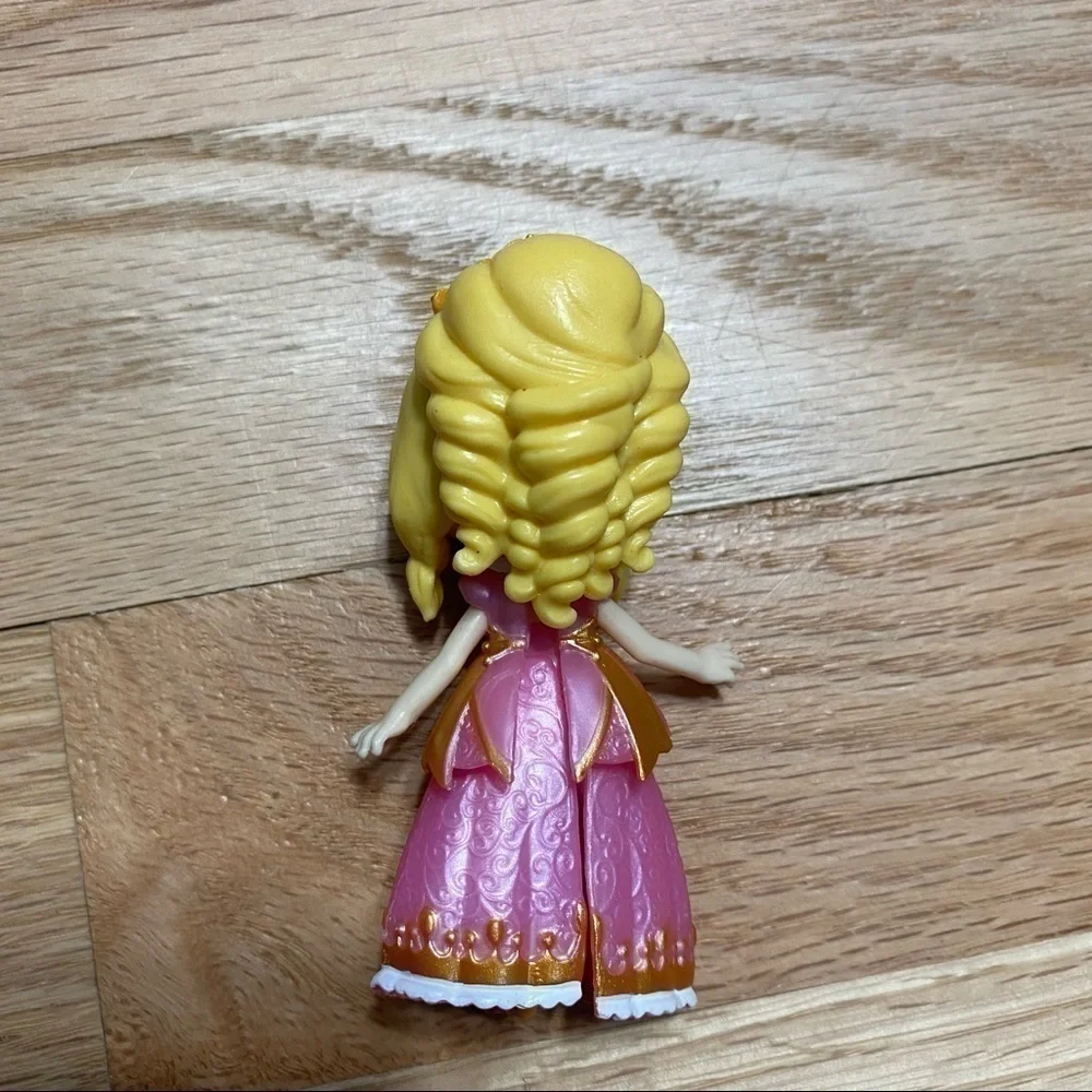 Shopkins Happy Places Lil Shoppie Doll Royal Trends Tiara Kids Toy